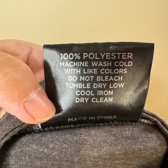 Brooklyn Nets 3/4 Zip We Go Hard Men's Long Sleeve Shirt Pullover Gray Size S - Picture 6 of 9